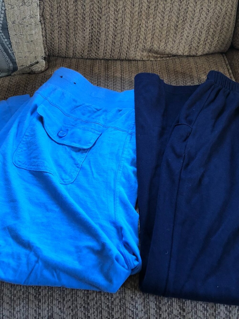 LOT of 2 Fashion Bug 18/20WP Blue Knit Pants & Lane Bryant 18/20W Blue Capris